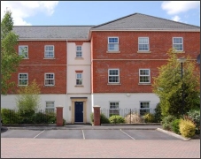 Kingswood Court
